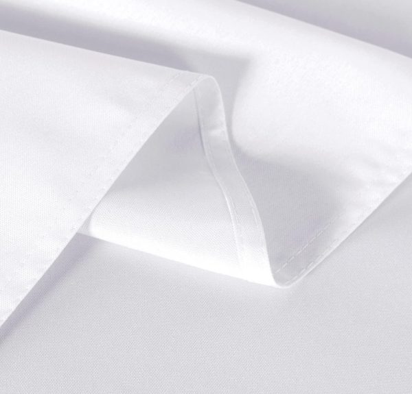 White Polyester Tablecloth 90" x 132"